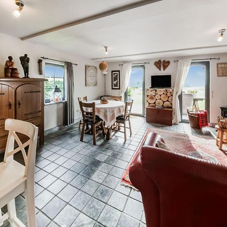 Tranquil Holiday Home In Mont With Bubble Bath Luaran gambar